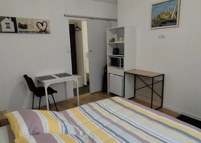 Neuf Avec Acces Independant 3* Poitiers